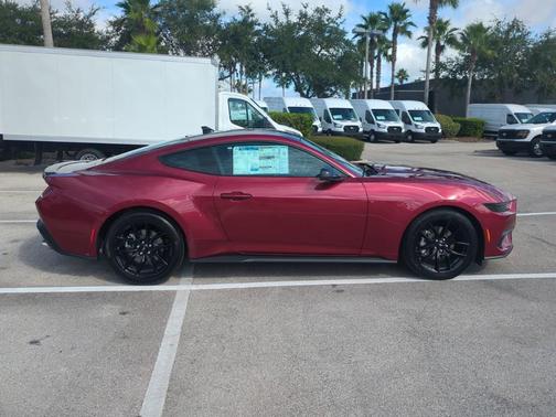 2025 Ford Mustang EcoBoost