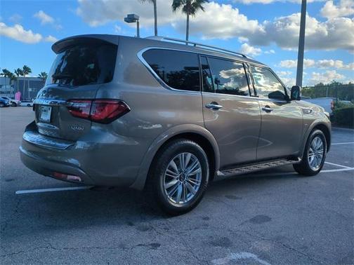 2019 INFINITI QX80 Luxe