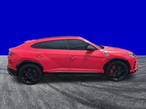 2019 Lamborghini Urus Base