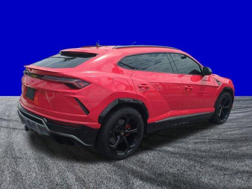 2019 Lamborghini Urus Base