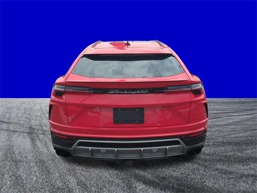 2019 Lamborghini Urus Base