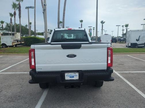 2025 Ford F-350 XL