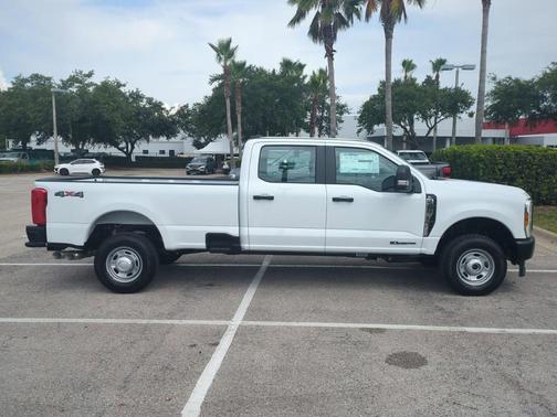 2025 Ford F-350 XL