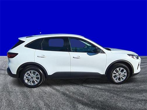 2026 Ford Escape SE