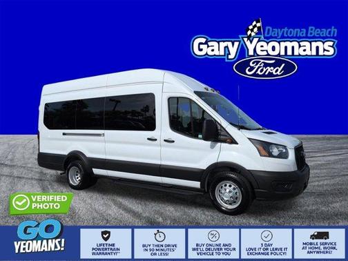 Oxford White 2026 Ford Transit-350