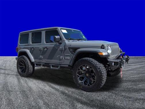 Sting Gray Clearcoat 2022 Jeep Wrangler Unlimited Sahara