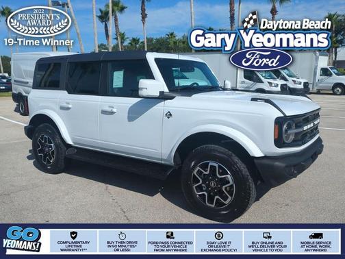 2025 Ford Bronco Outer Banks