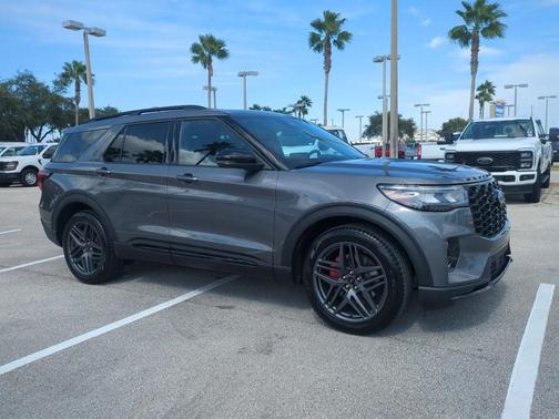 2025 Ford Explorer ST