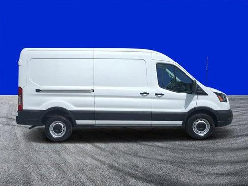 2025 Ford Transit-250 148 WB Medium Roof Cargo