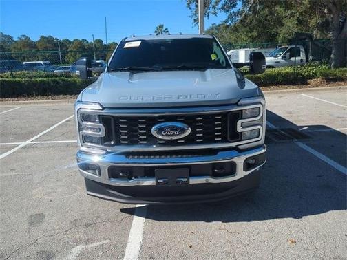 2024 Ford F-350 Lariat Super Duty