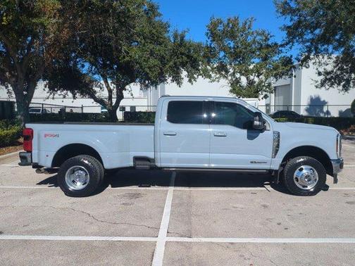 2024 Ford F-350 Lariat Super Duty