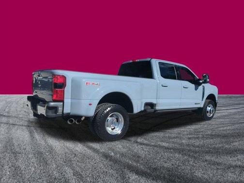 2024 Ford F-350 Lariat Super Duty