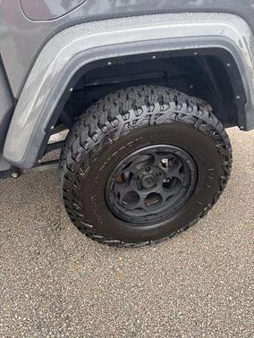 Sting Gray Clearcoat 2021 Jeep Gladiator Sport