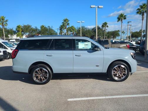 2025 Ford Expedition King Ranch