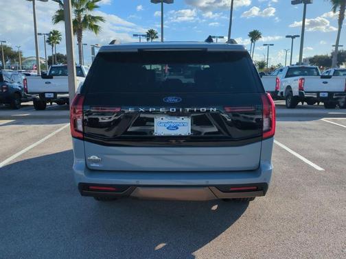 2025 Ford Expedition King Ranch