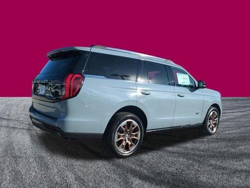 2025 Ford Expedition King Ranch