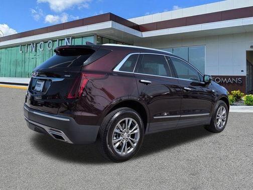 2021 Cadillac XT5 Premium Luxury