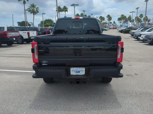 2025 Ford F-250 Platinum