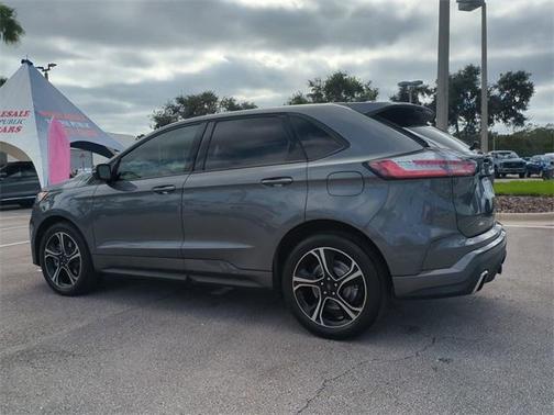 2022 Ford Edge ST