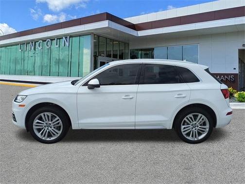 2018 Audi Q5 2.0T Premium Plus