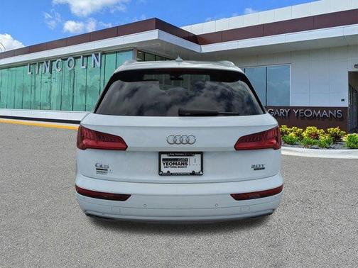 2018 Audi Q5 2.0T Premium Plus