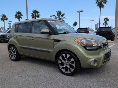 2013 Kia Soul +