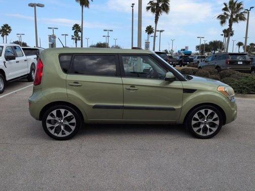 2013 Kia Soul +