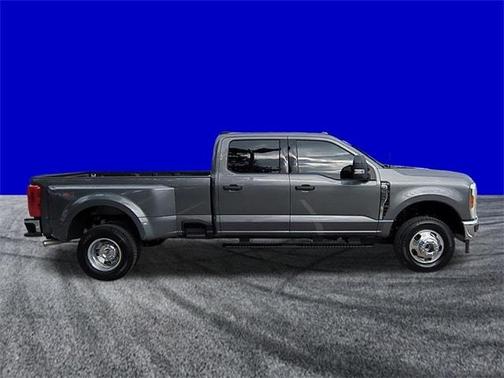 2026 Ford F-350 XLT