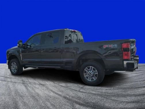 2025 Ford F-350 Lariat Super Duty