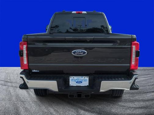 2025 Ford F-350 Lariat Super Duty