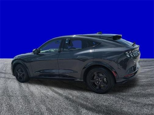 2022 Ford Mustang Mach-E California Route 1