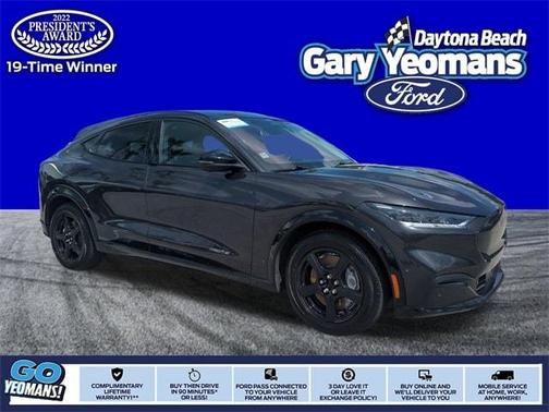 2022 Ford Mustang Mach-E California Route 1