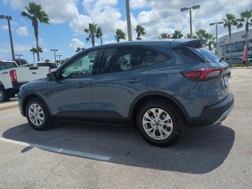 2026 Ford Escape SE