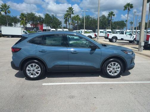 2026 Ford Escape SE