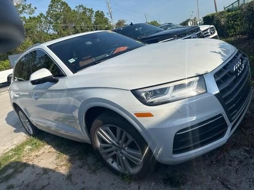 2020 Audi Q5 40 Premium Plus