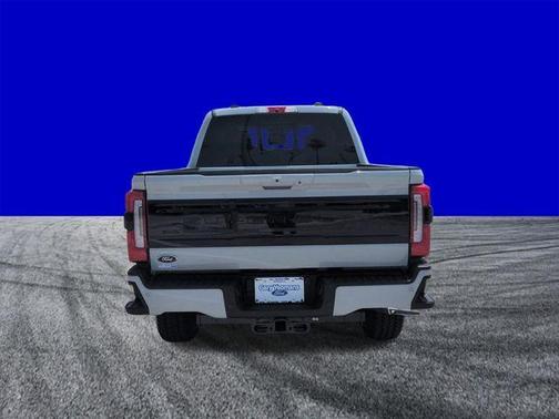 Avalanche 2026 Ford F-350 Platinum