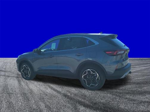 2026 Ford Escape Platinum