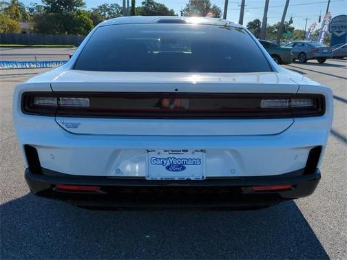 2025 Dodge Charger Daytona R/T