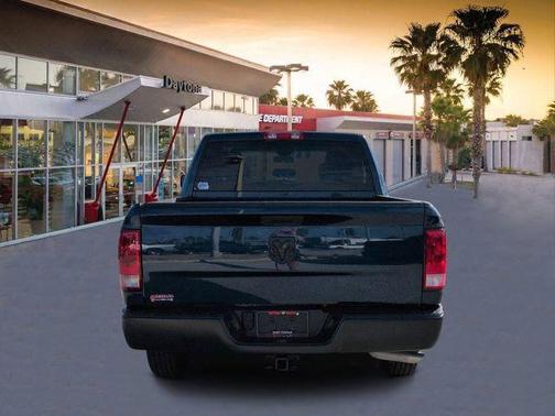 Patriot Blue Pearlcoat 2023 RAM 1500 Classic Tradesman