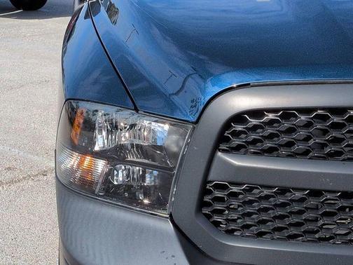 Patriot Blue Pearlcoat 2023 RAM 1500 Classic Tradesman