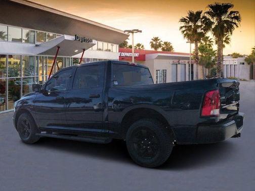 Patriot Blue Pearlcoat 2023 RAM 1500 Classic Tradesman