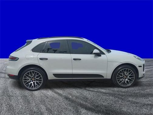2019 Porsche Macan Base