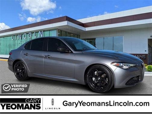 2021 Alfa Romeo Giulia Base