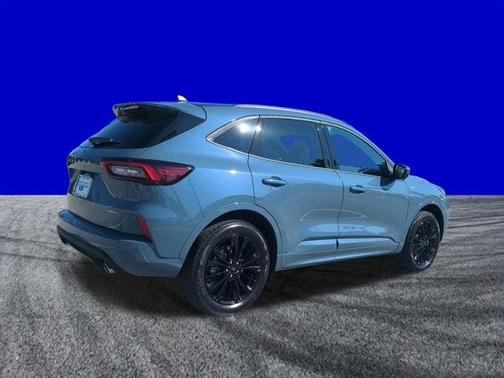 2026 Ford Escape ST-Line Elite