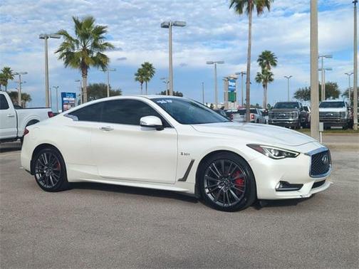 2017 INFINITI Q60 3.0t Red Sport 400