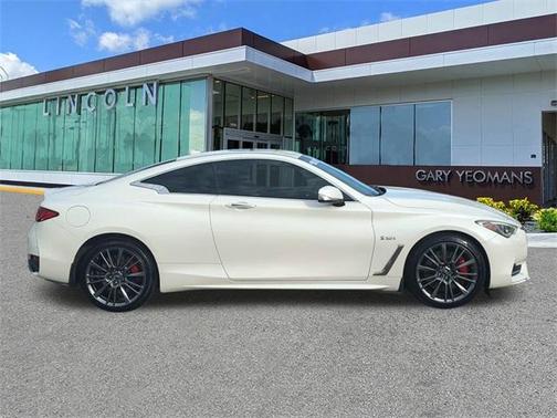 2017 INFINITI Q60 3.0t Red Sport 400