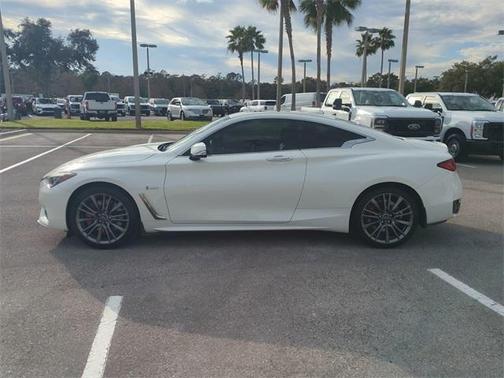 2017 INFINITI Q60 3.0t Red Sport 400
