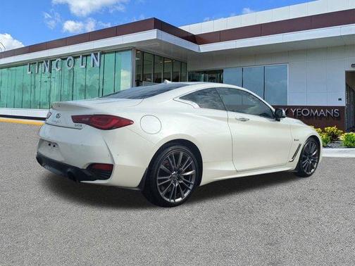 2017 INFINITI Q60 3.0t Red Sport 400