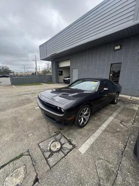 2016 Dodge Challenger SXT