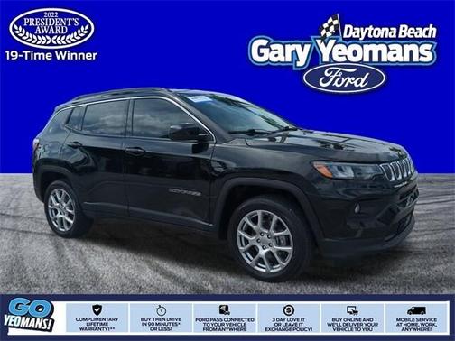 2022 Jeep Compass Latitude Lux